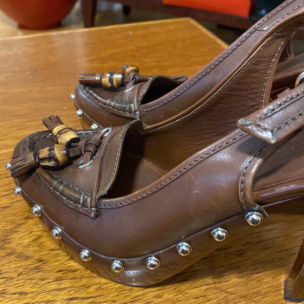 Gucci Vintage cognac brown colored tassel slingback  wooden heels size 7 1/2M